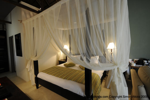 Mokuti Safari Lodge Accommodation